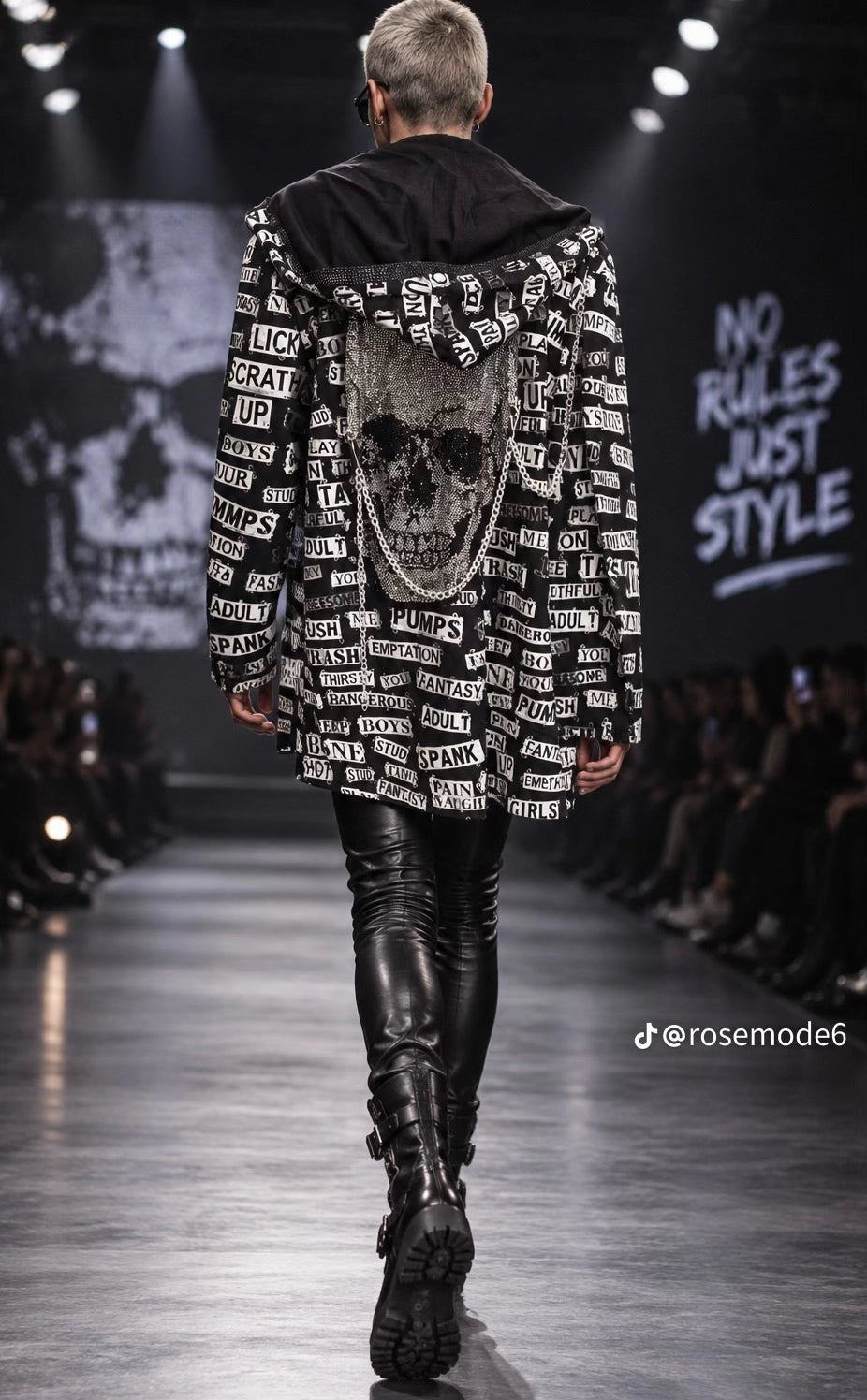 Statement-Parka mit Skull-Detail