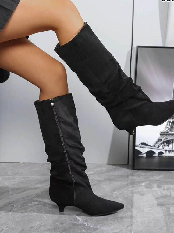 Eleganter Damen-Stiefel in Wildlederoptik – Mini-Absatz & Reißverschluss